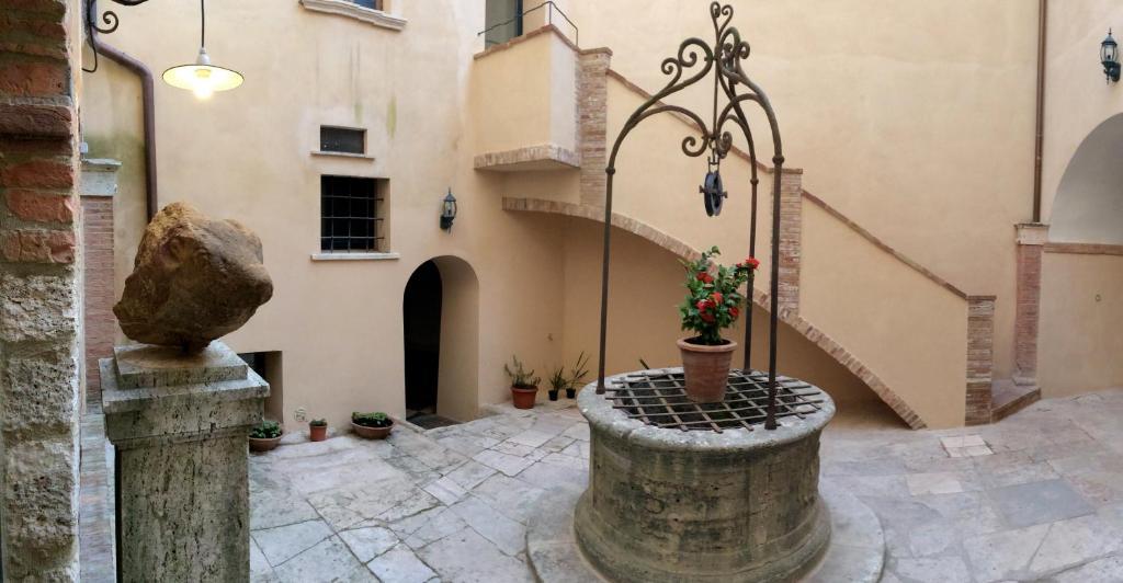 Castello Delle Serre ラポラーノ・テルメ エクステリア 写真